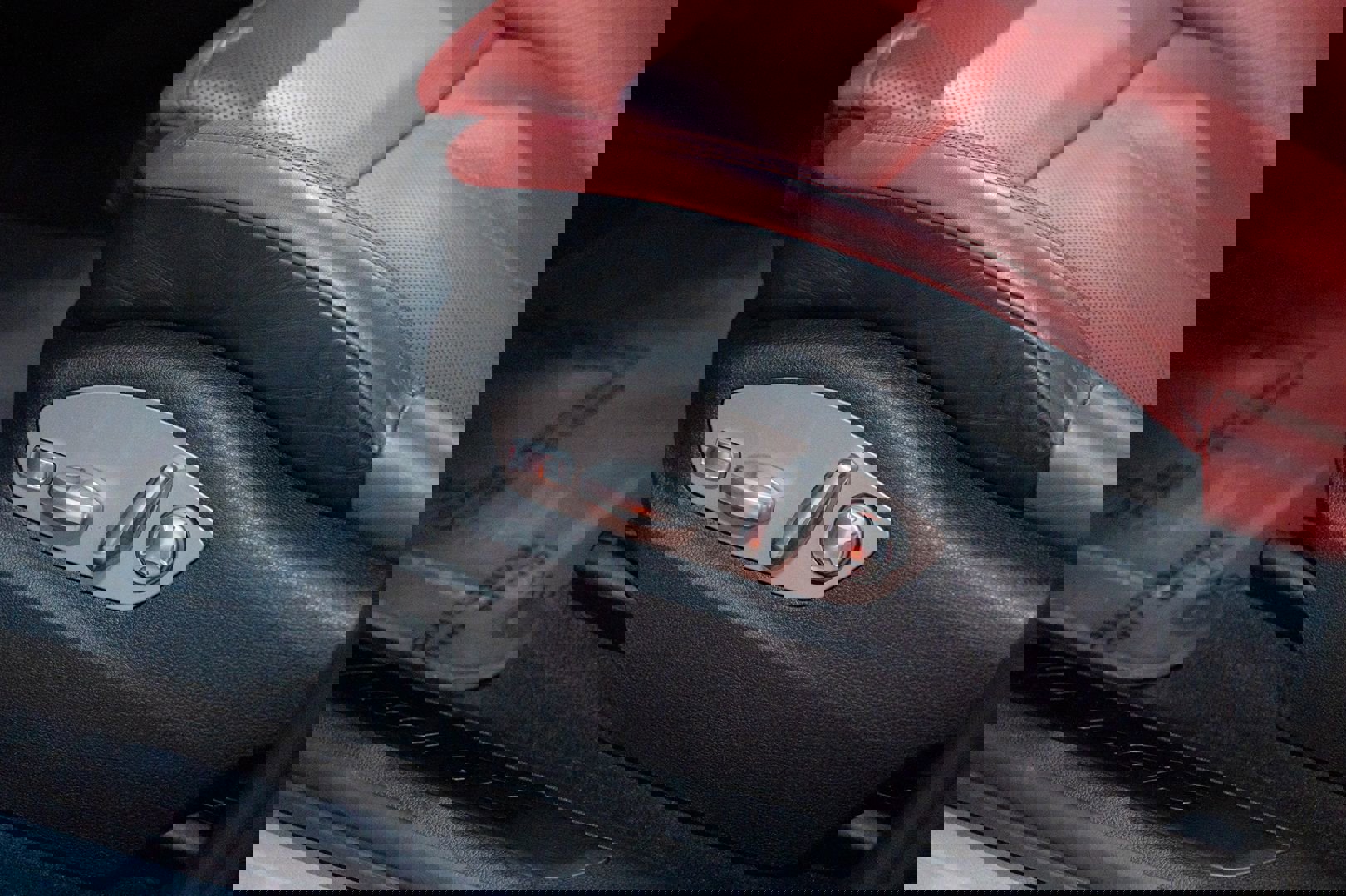 Used 2021 Porsche Macan GTS image 16