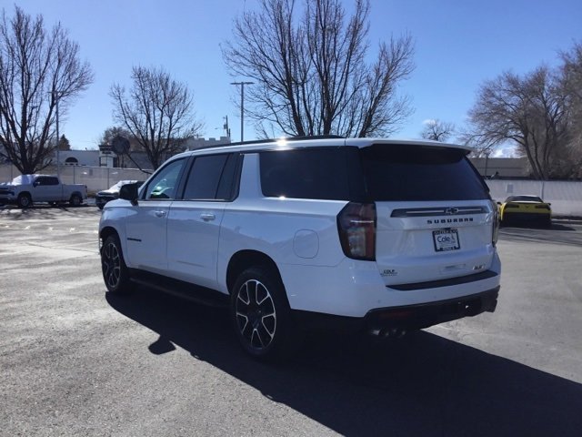 Used 2022 Chevrolet Suburban RST image 7