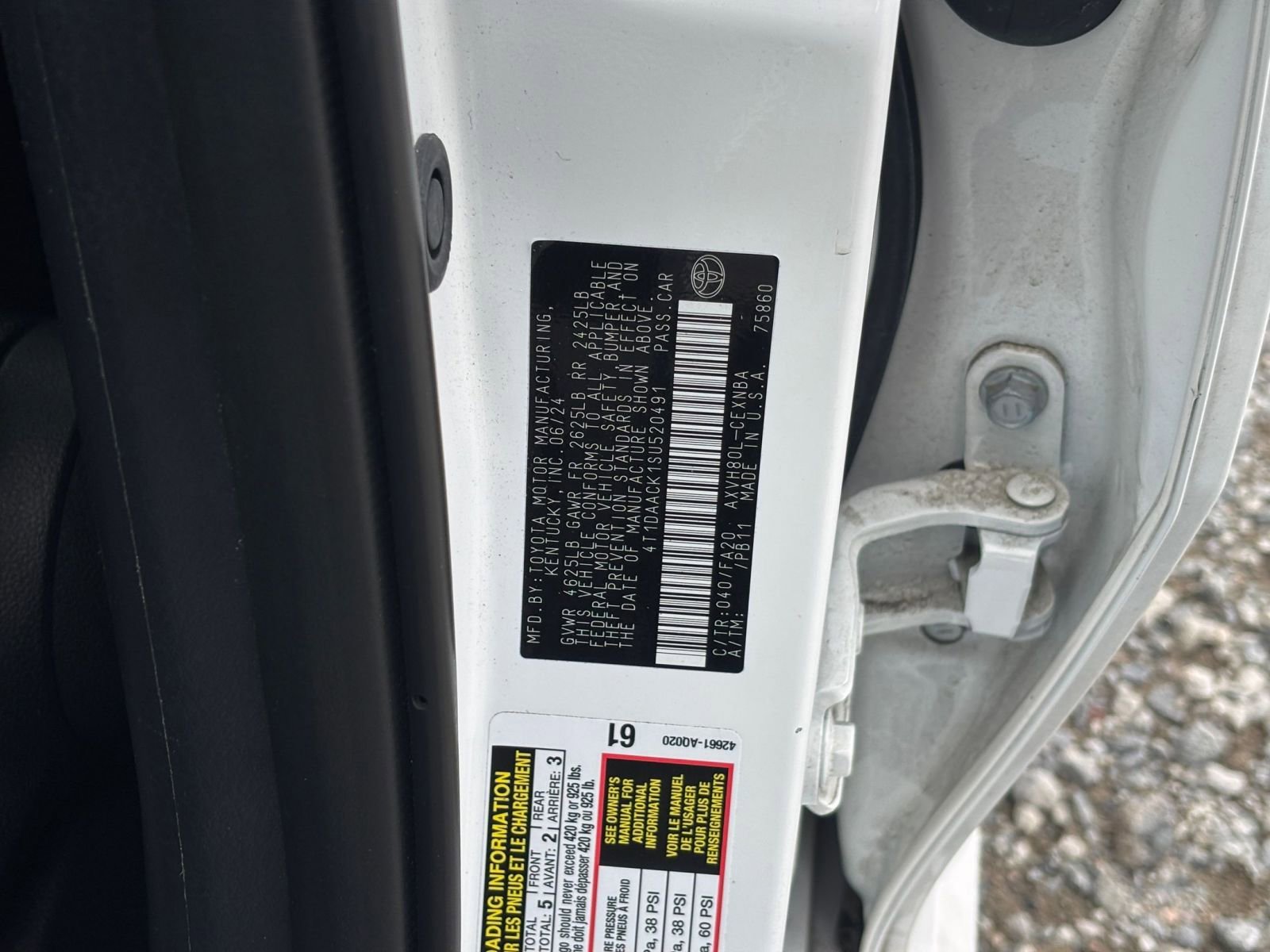 Used 2025 Toyota Camry LE image 24