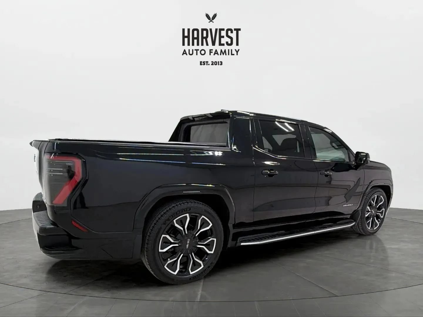 Used 2026 GMC Sierra EV Denali AWD/4WD image 7