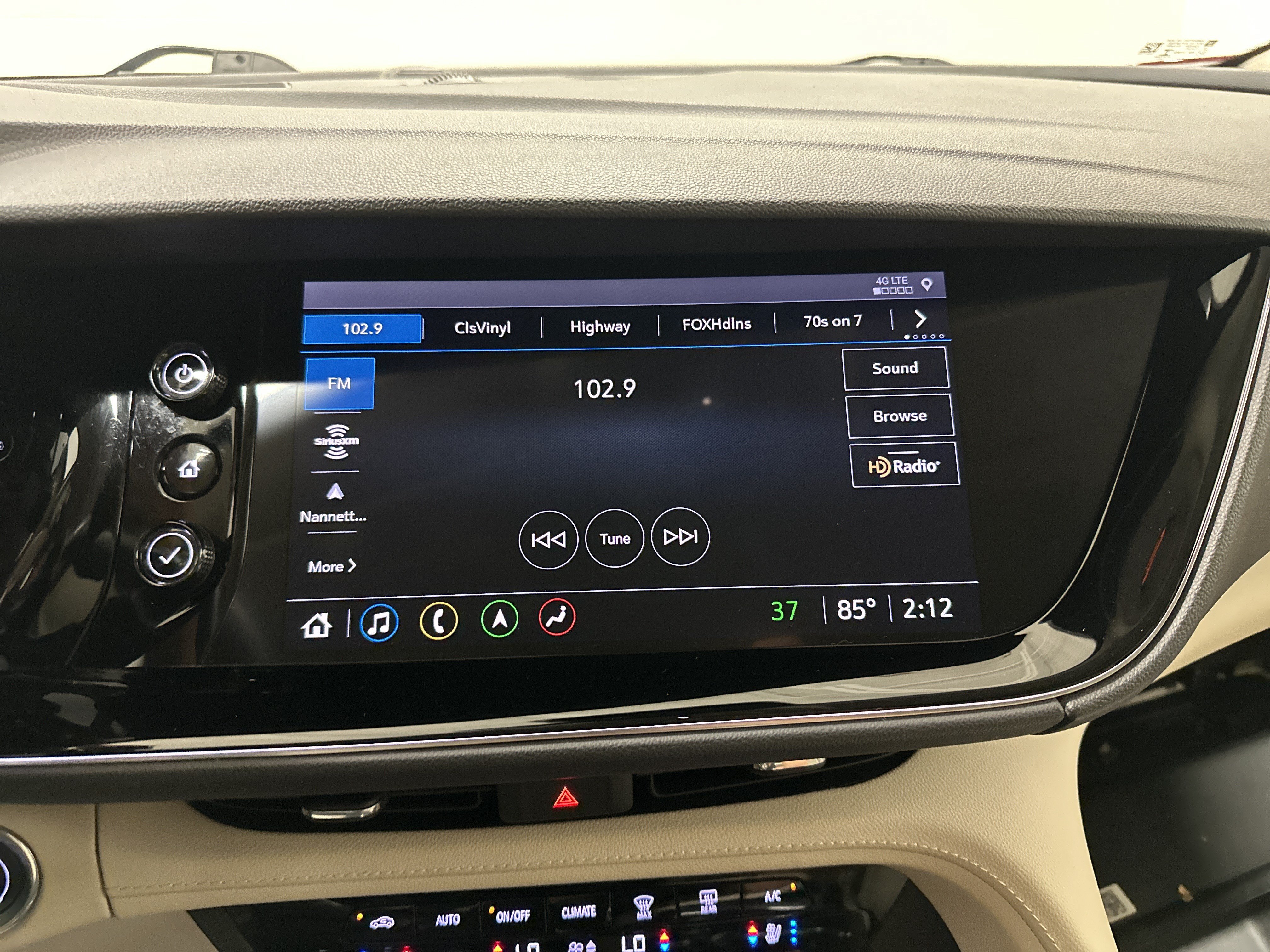 Used 2021 Buick Envision Avenir AWD/4WD image 23