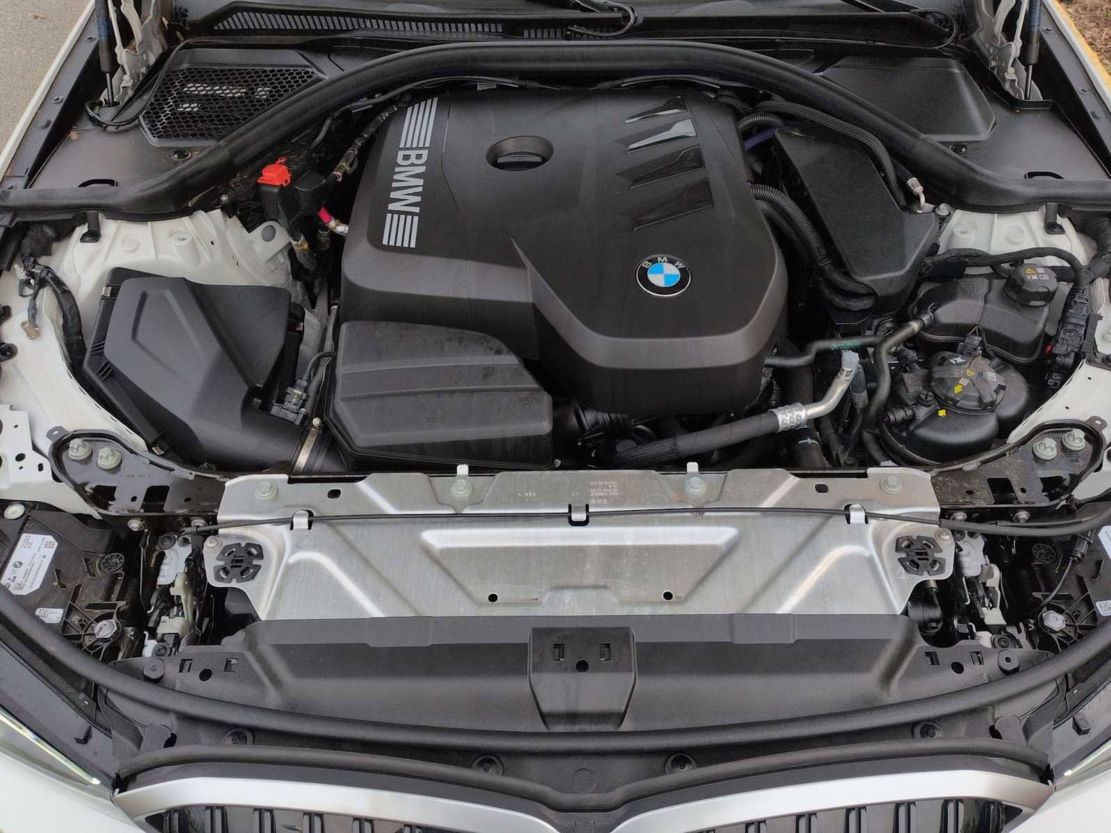 Used 2025 BMW 330i xDrive Sedan w/ Convenience Package image 15