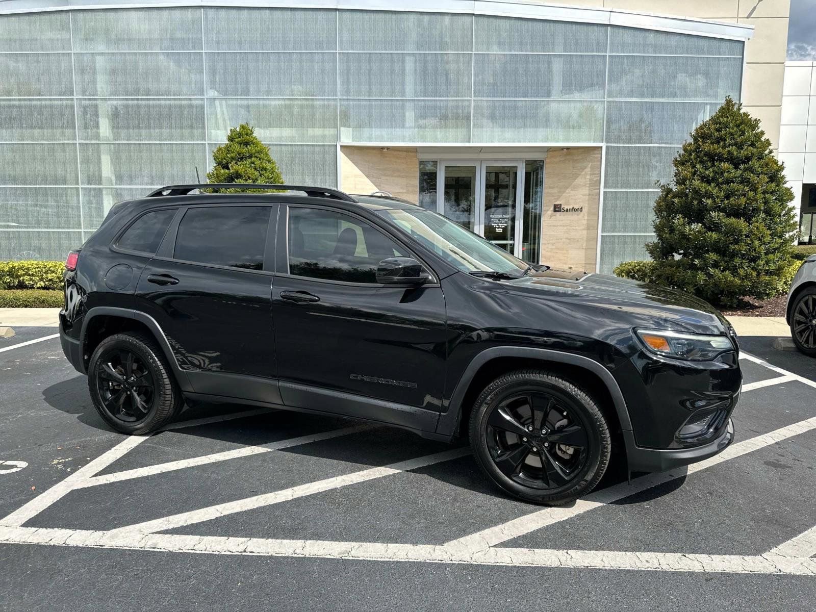 Used 2019 Jeep Cherokee Latitude Plus