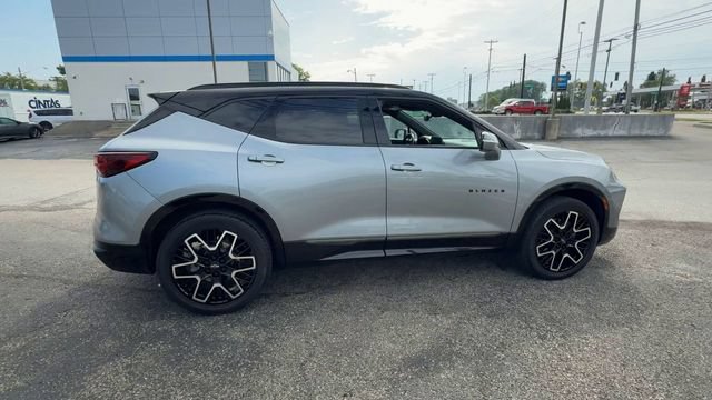 Used 2023 Chevrolet Blazer RS w/ Driver Confidence II Package FWD image 9