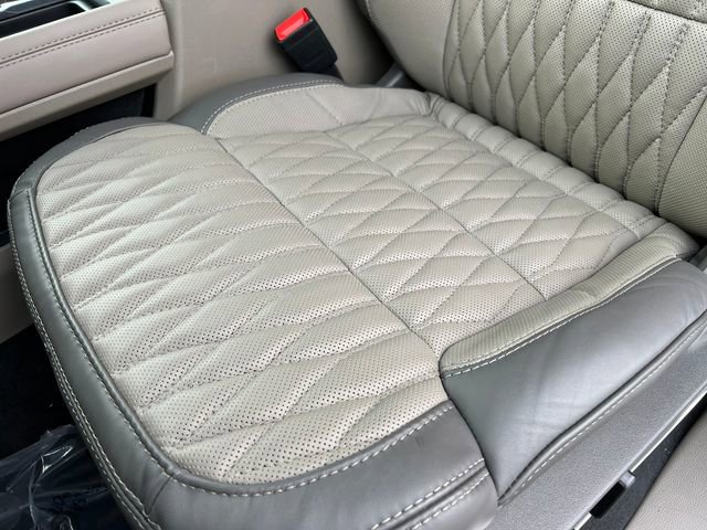 New 2026 Ford F450 Platinum w/ Platinum Plus Package image 24