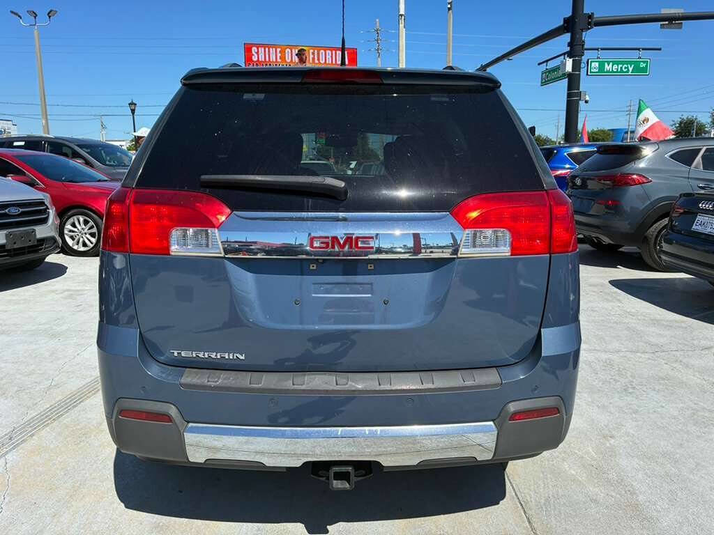 Used 2011 GMC Terrain SLT FWD image 9
