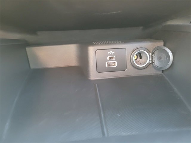 Used 2025 Ford Escape ST-Line Elite image 25