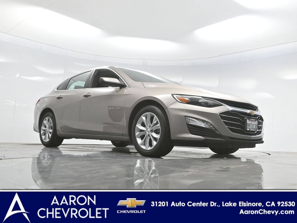 New 2024 Chevrolet Malibu LT FWD image 2