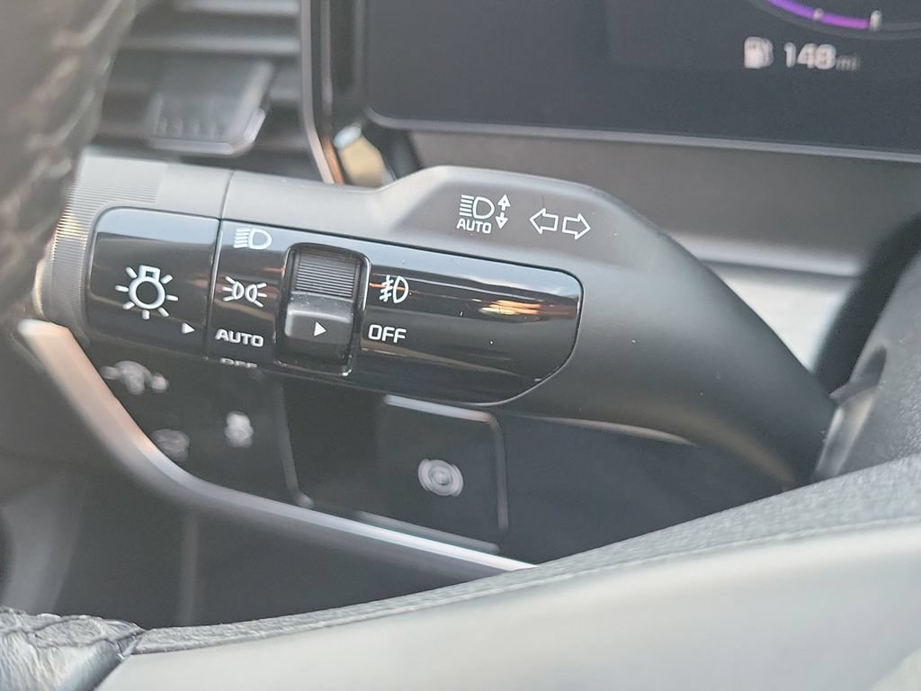 Certified 2024 Kia Sportage X-Pro AWD/4WD image 11
