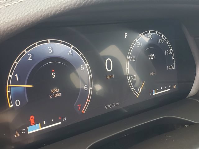 Used 2023 Jeep Grand Cherokee L Limited AWD/4WD image 9
