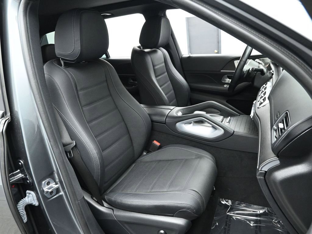 Used 2023 Mercedes-Benz GLE 450 4MATIC w/ AMG Line Exterior image 23