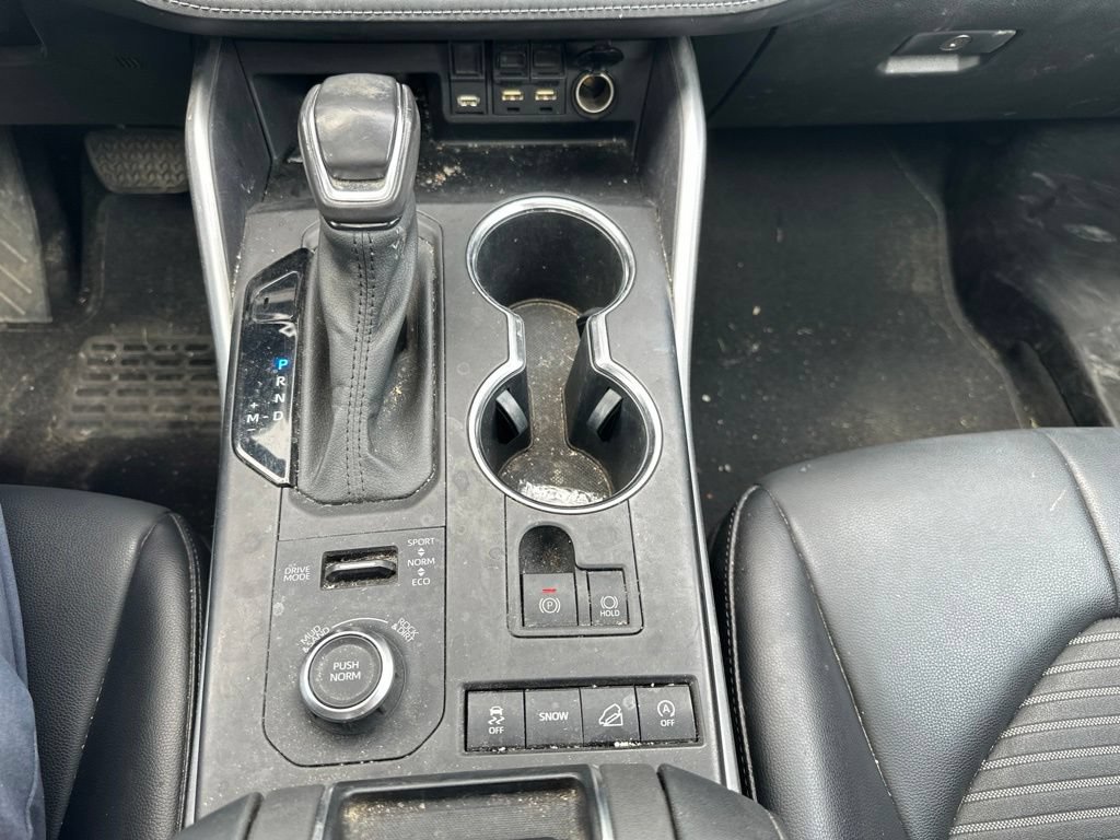 Used 2021 Toyota Highlander XSE AWD/4WD image 45