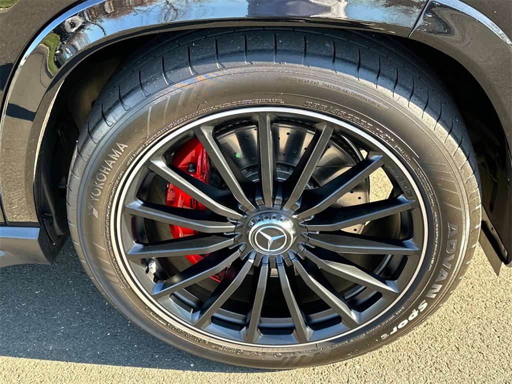 Used 2026 Mercedes-Benz GLS 63 AMG 4MATIC image 7