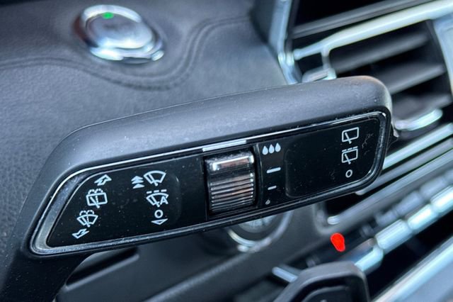 Used 2020 Lincoln Navigator L Reserve w/ Equipment Group 208A Reserve image 41