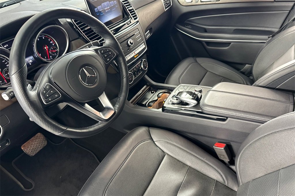 Used 2018 Mercedes-Benz GLS 550 4MATIC image 10