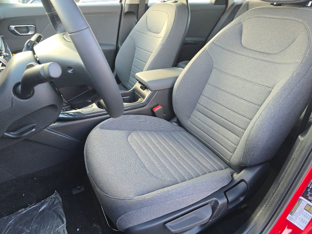 New 2025 Kia K4 EX image 21