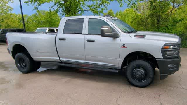 New 2026 RAM 3500 Tradesman AWD/4WD image 2