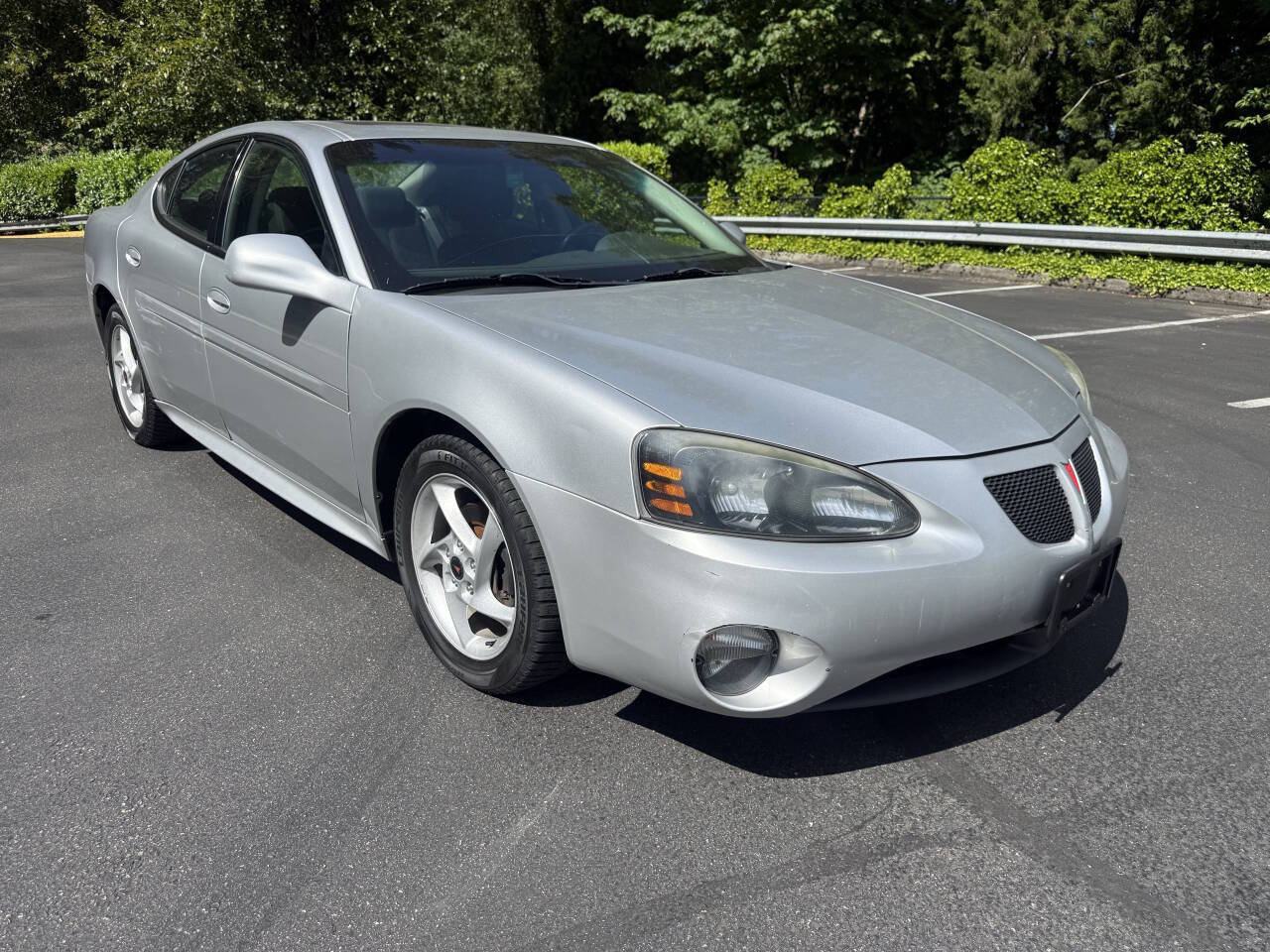Used 2004 Pontiac Grand Prix GTP FWD image 29