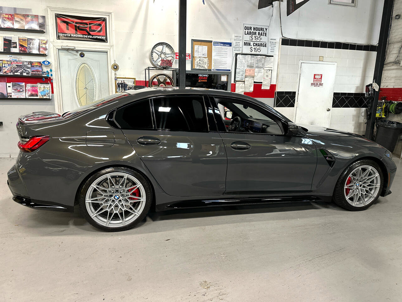 Used 2024 BMW M3 Competition w/ M Carbon Exterior Package image 4