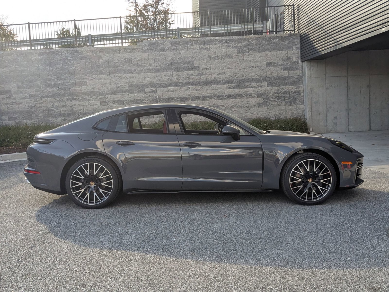 New 2026 Porsche Panamera 4 image 8