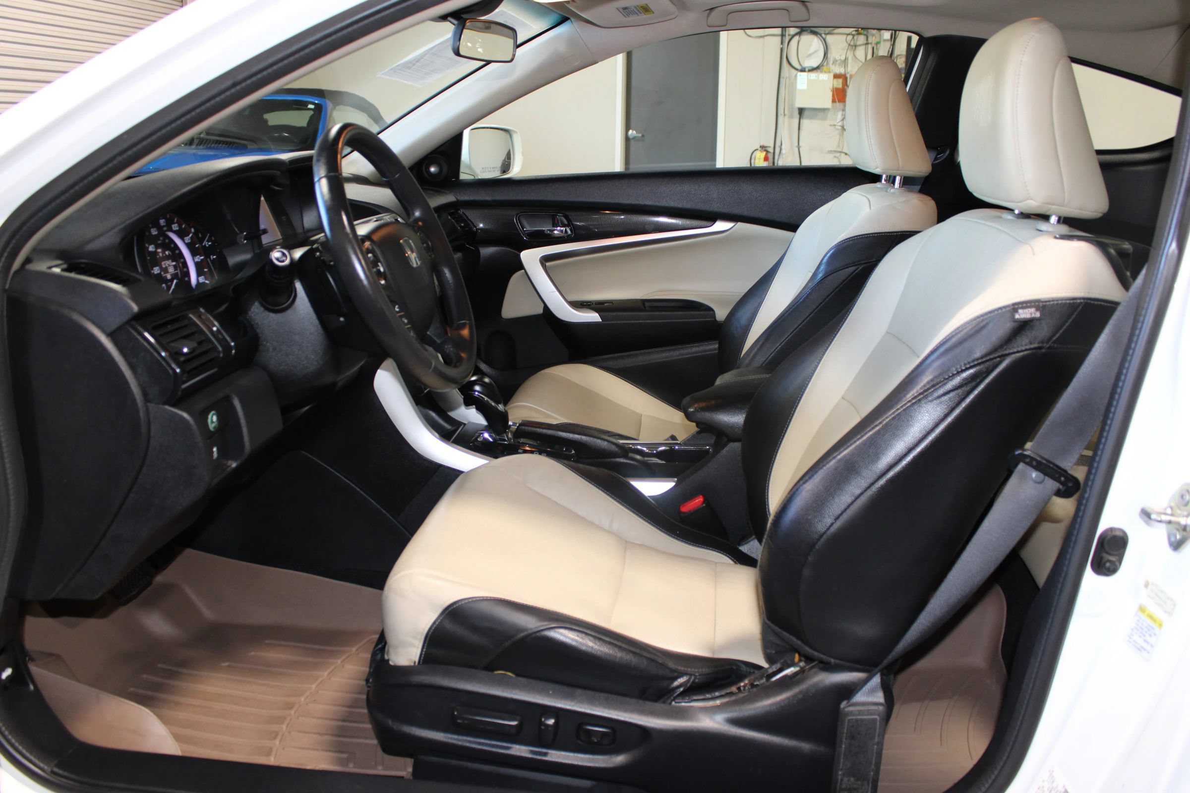 Used 2014 Honda Accord EX-L image 10