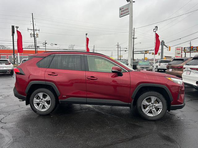 Used 2023 Toyota RAV4 XLE image 2