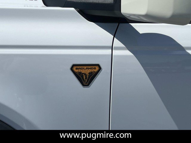 Used 2023 Ford Bronco Badlands w/ Sasquatch Package AWD/4WD image 12