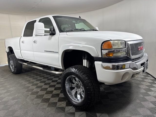 Used 2006 GMC Sierra 2500 SLE w/ Heavy-Duty Power Package AWD/4WD image 1