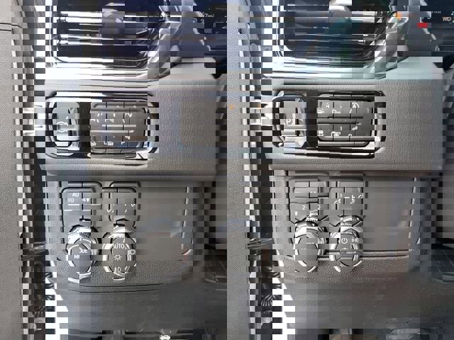 New 2026 GMC Yukon XL Denali w/ Sun & Power Step Package AWD/4WD image 29