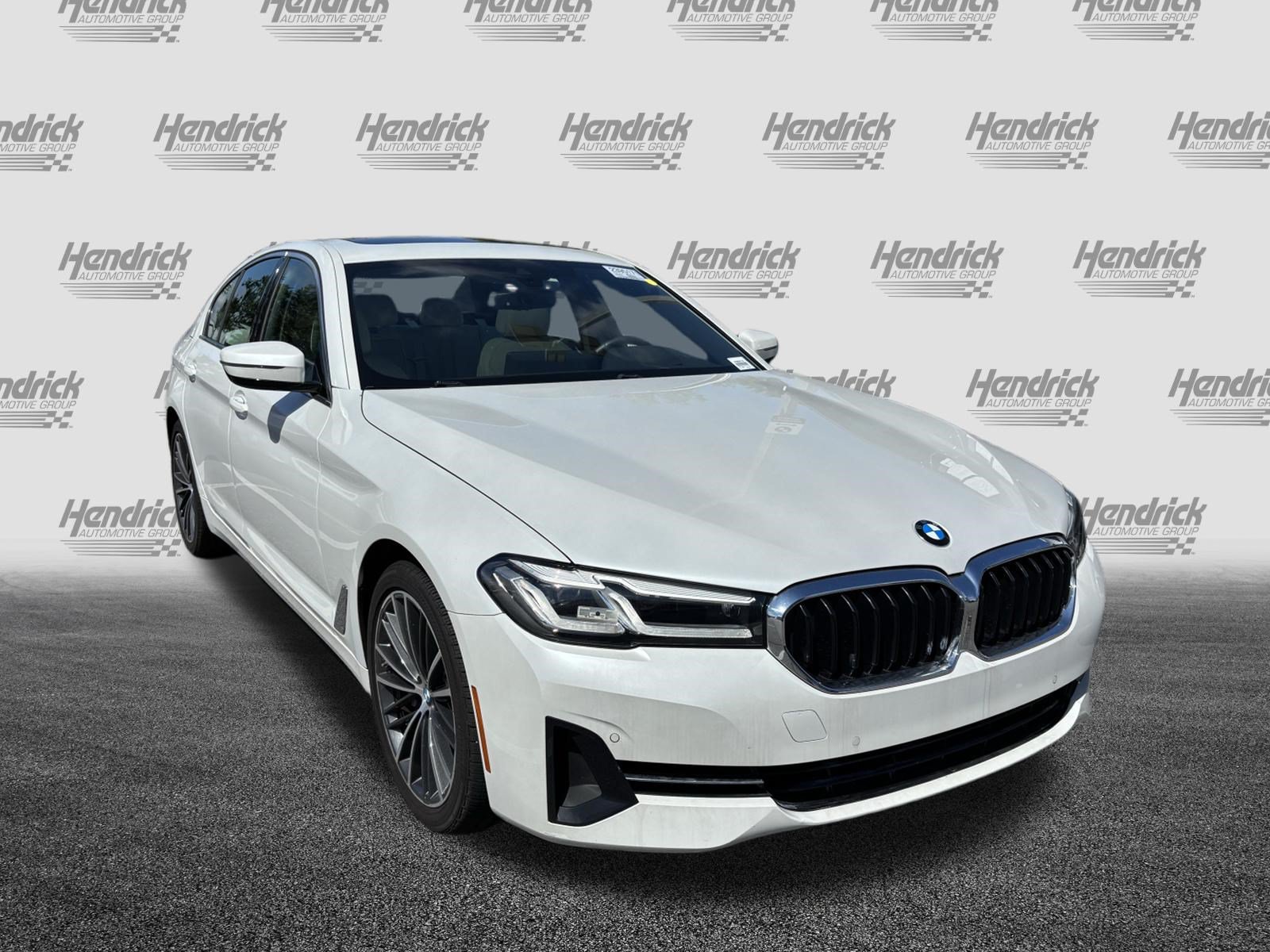 Used 2023 BMW 530i w/ Premium Package RWD image 2
