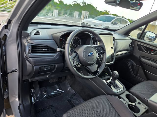 Used 2025 Subaru Forester Premium AWD/4WD image 28