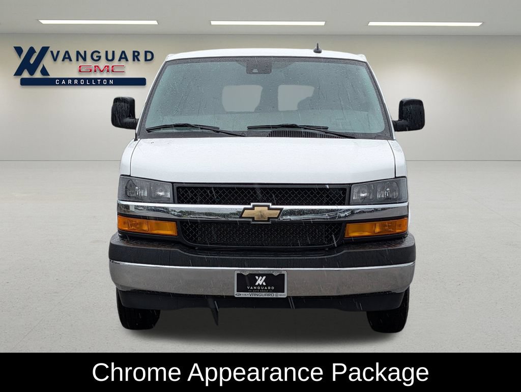 Used 2025 Chevrolet Express 3500 LT w/ LT Preferred Equipment Group RWD image 2