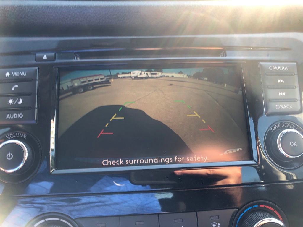 Used 2020 Nissan Rogue S image 12