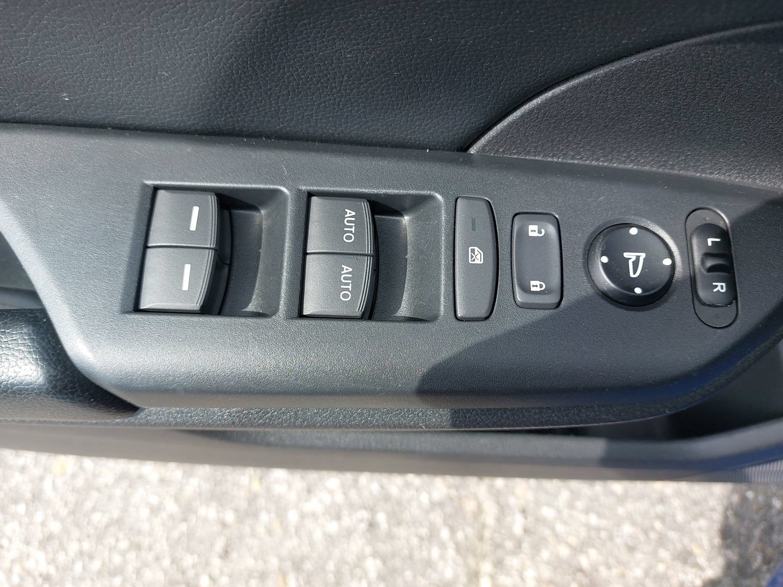 Used 2017 Honda Civic Touring image 27