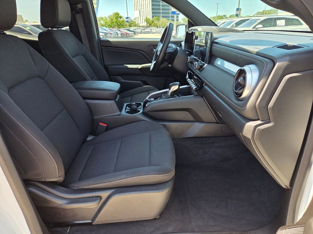 Certified 2024 Chevrolet Colorado LT w/ LT Convenience Package image 14