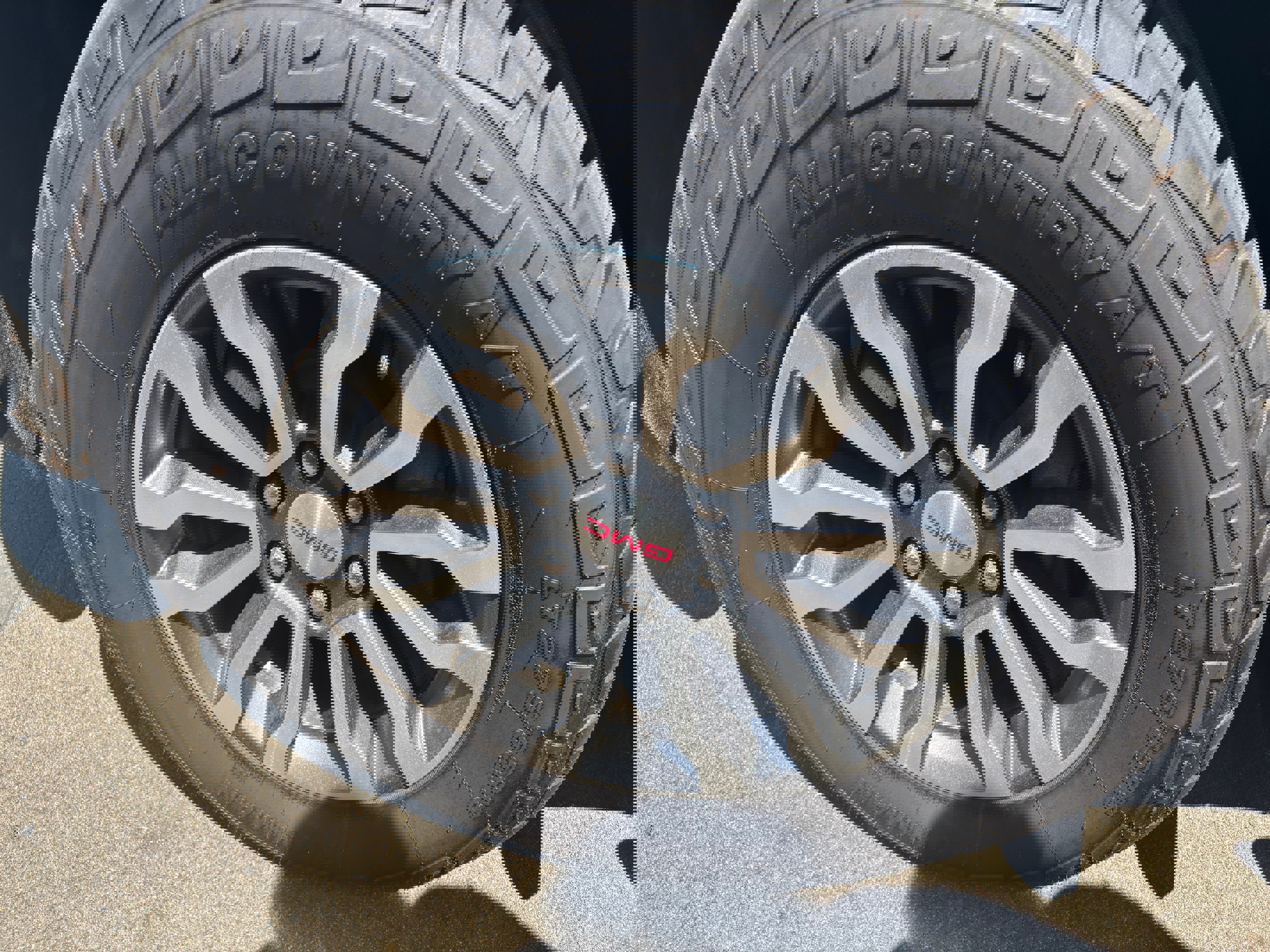 Used 2021 GMC Sierra 1500 AT4 w/ AT4 Premium Package image 19