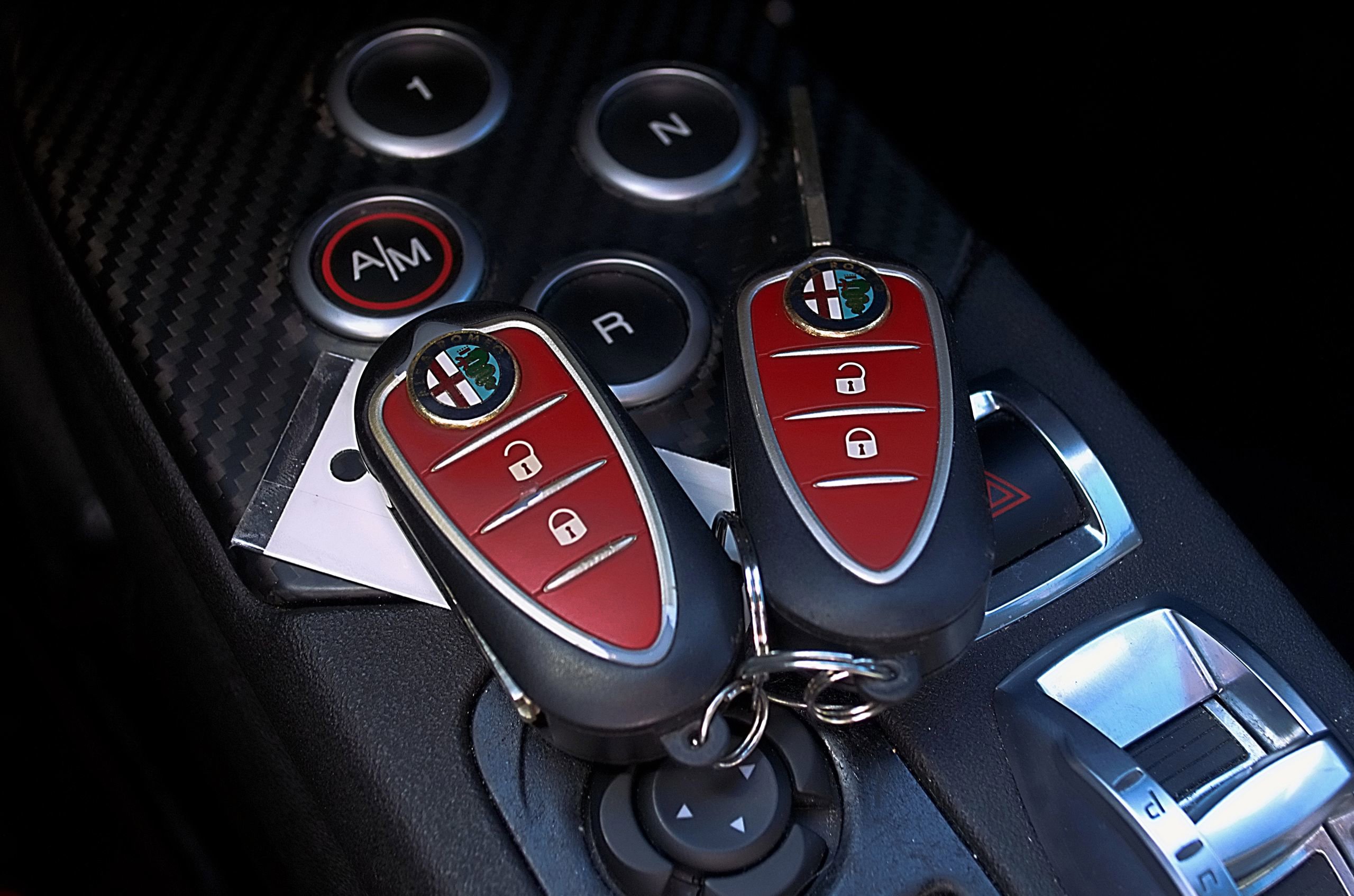 Used 2015 Alfa Romeo 4C Spider w/ Spider Track Package image 21