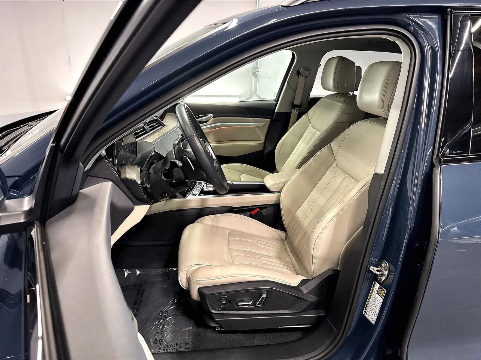 Used 2024 Audi Q8 e-tron Premium Plus w/ Prestige Package AWD/4WD image 27