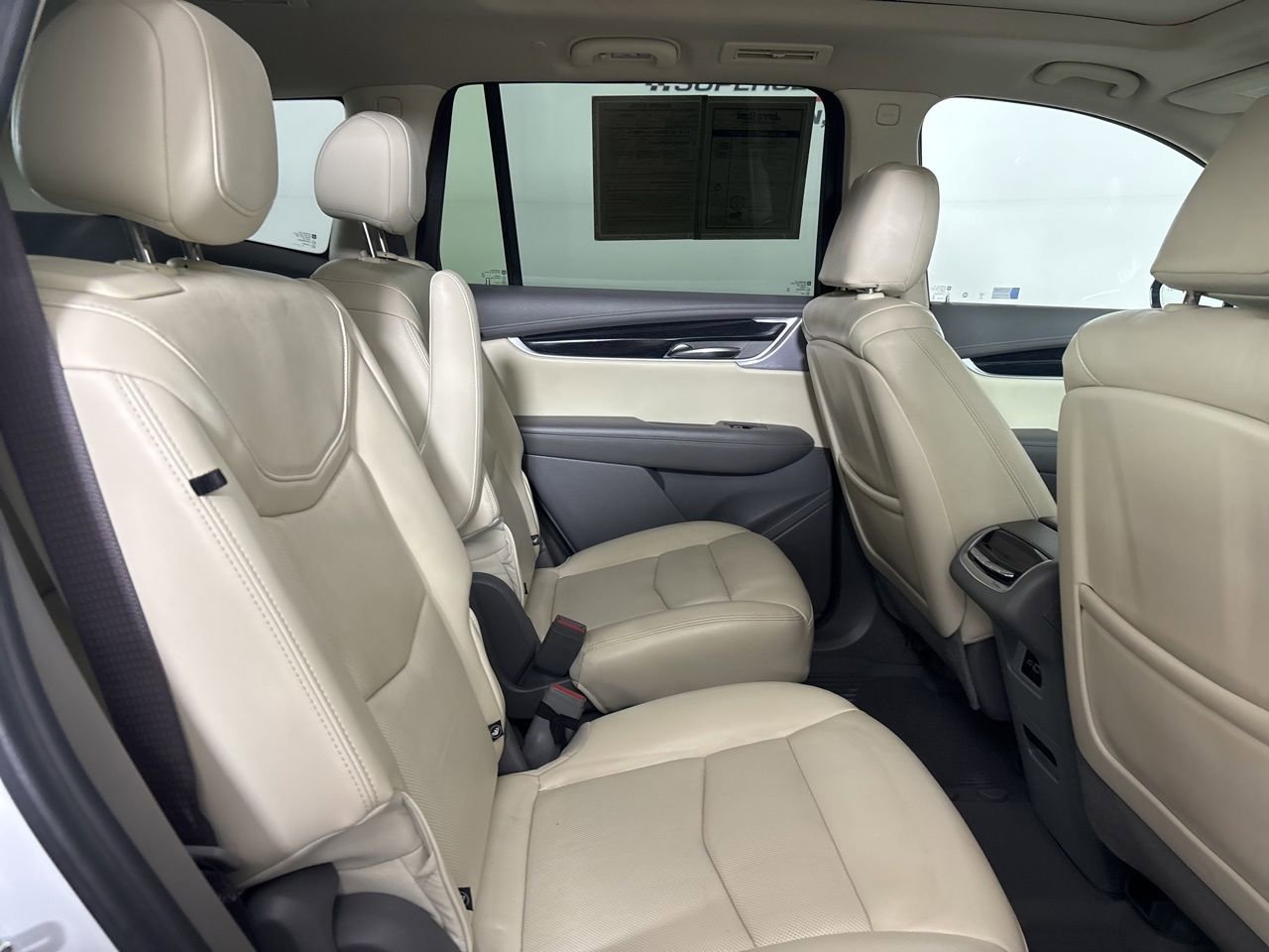 Used 2024 Cadillac XT6 Premium Luxury w/ LPO, Floor Liner Package image 27