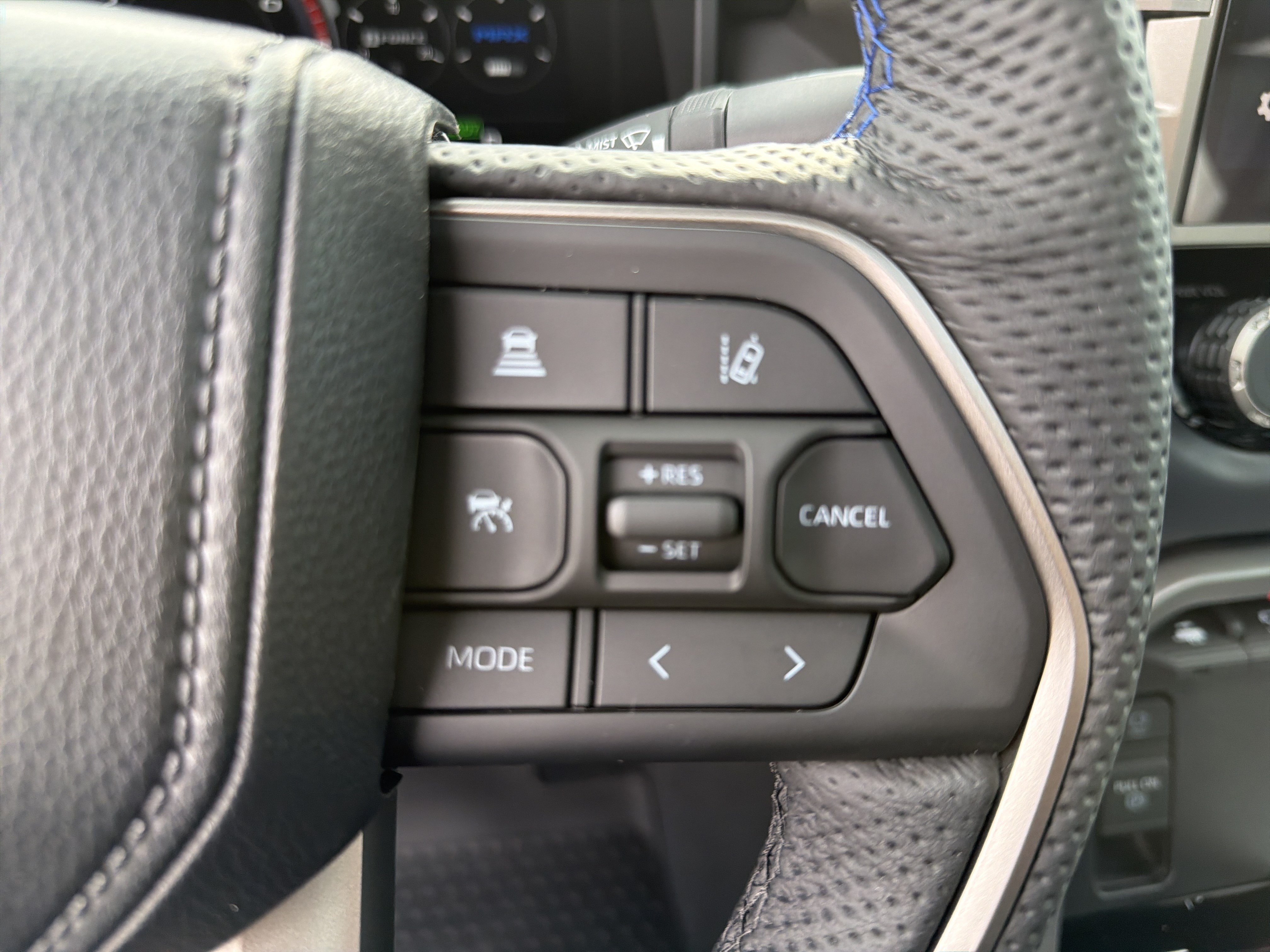 New 2026 Toyota Tundra Platinum w/ TRD Off-Road Package AWD/4WD image 16