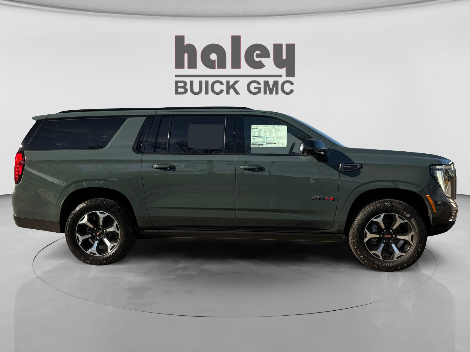 New 2026 GMC Yukon XL AT4 w/ AT4 Premium Package AWD/4WD image 6