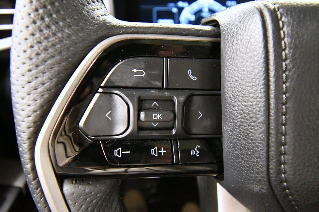 Used 2023 Toyota Sequoia SR5 w/ SR5 Premium Package AWD/4WD image 21