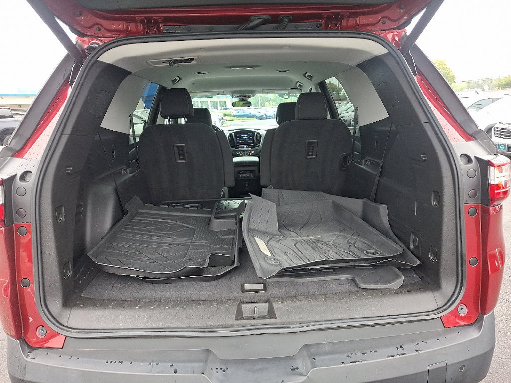 Certified 2021 Chevrolet Traverse LT FWD image 30
