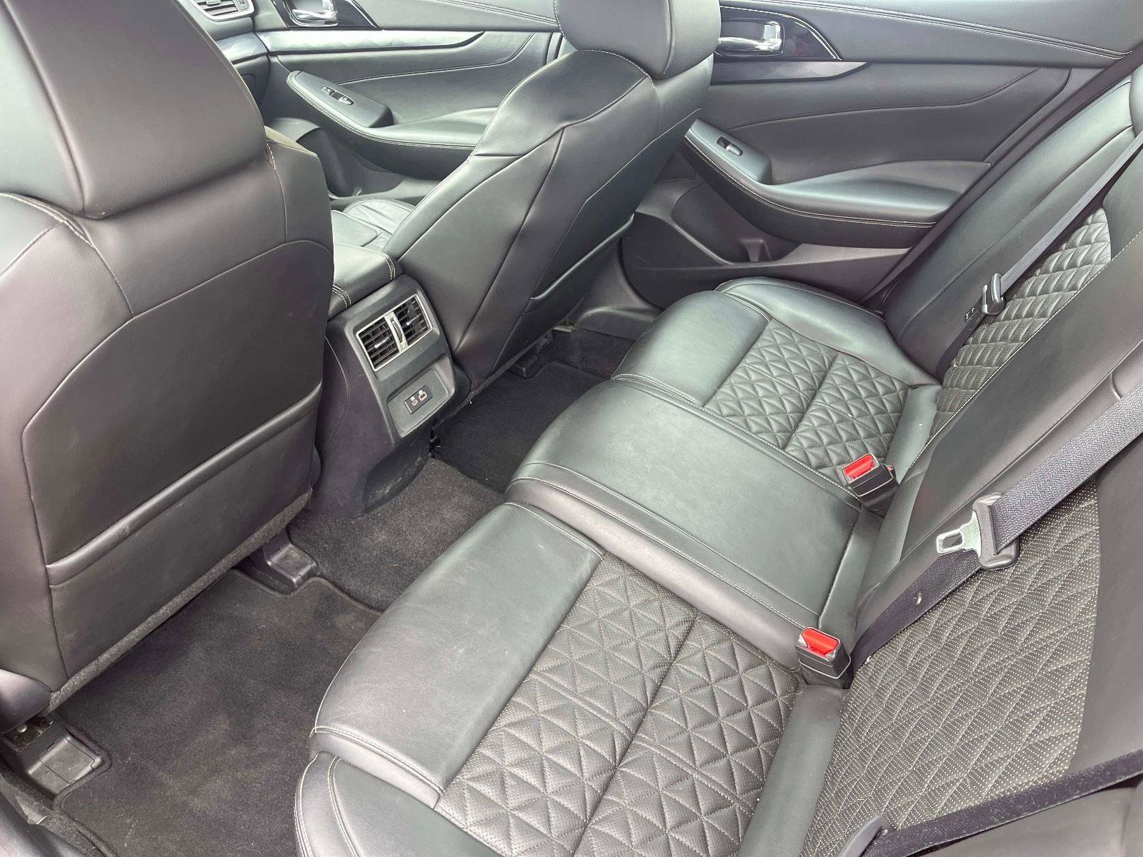 Used 2021 Nissan Maxima Platinum w/ Sport Mat Group image 14