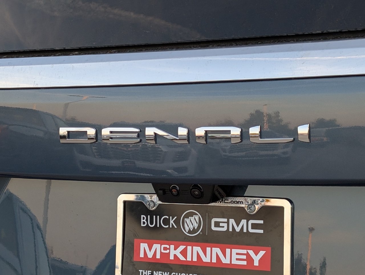 New 2027 GMC Yukon Denali w/ Advanced Technology Package AWD/4WD image 7
