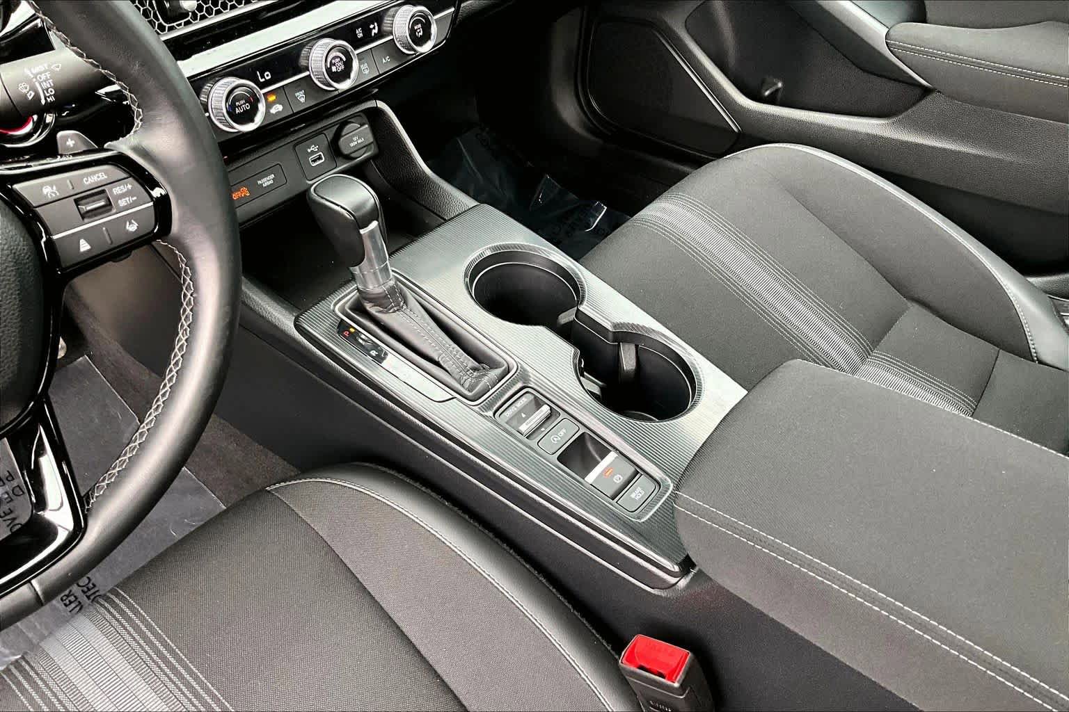 Used 2024 Honda Civic Sport image 16