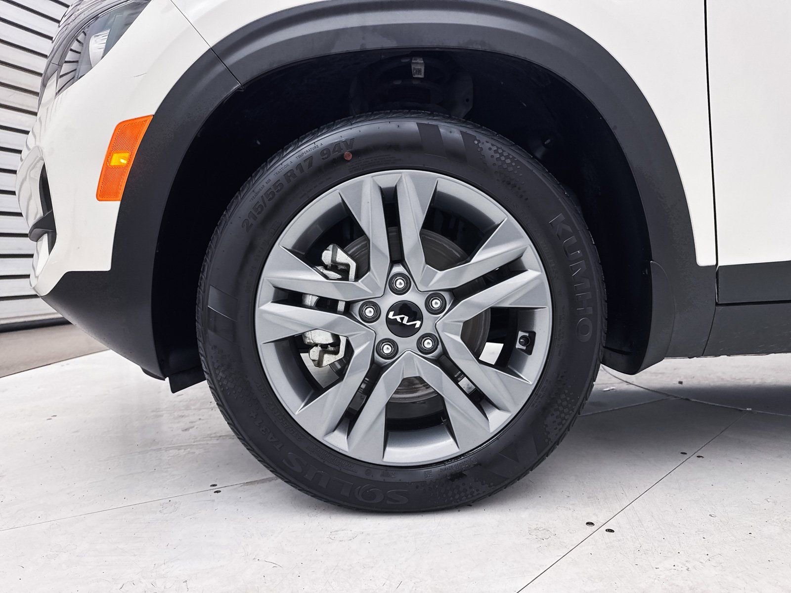 Used 2023 Kia Seltos LX image 14