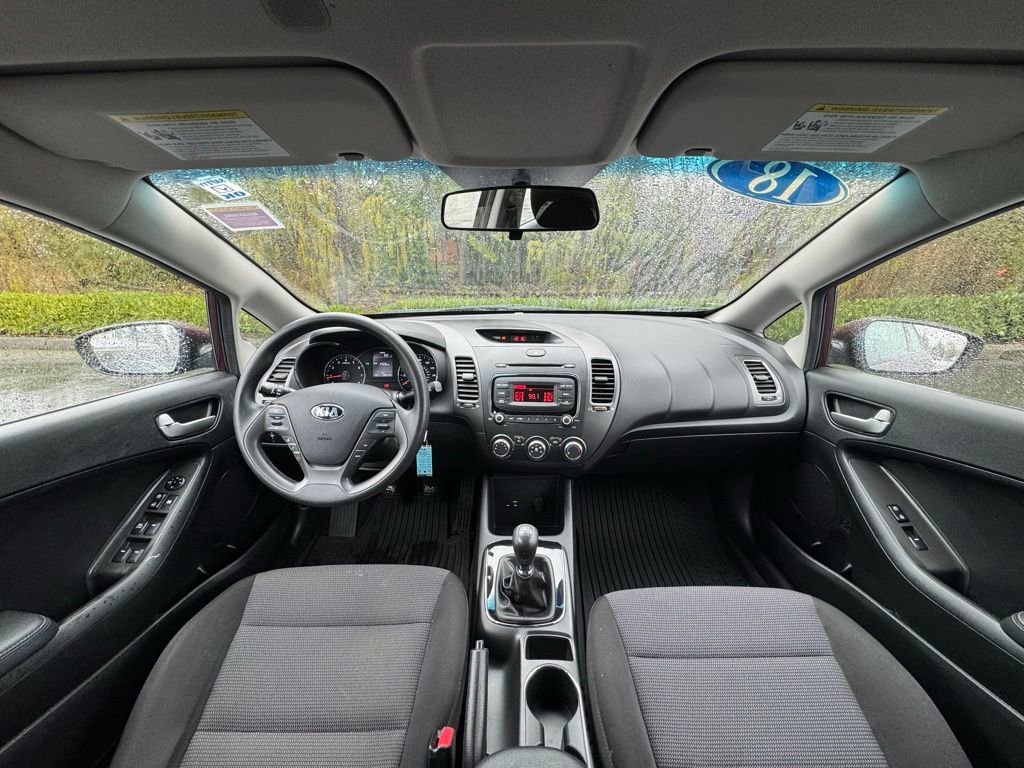 Used 2018 Kia Forte LX FWD image 4