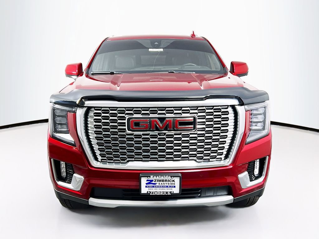 Used 2021 GMC Yukon XL Denali w/ Denali Premium Package AWD/4WD image 2