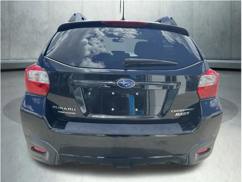 Used 2017 Subaru Crosstrek 2.0i Premium AWD/4WD image 6